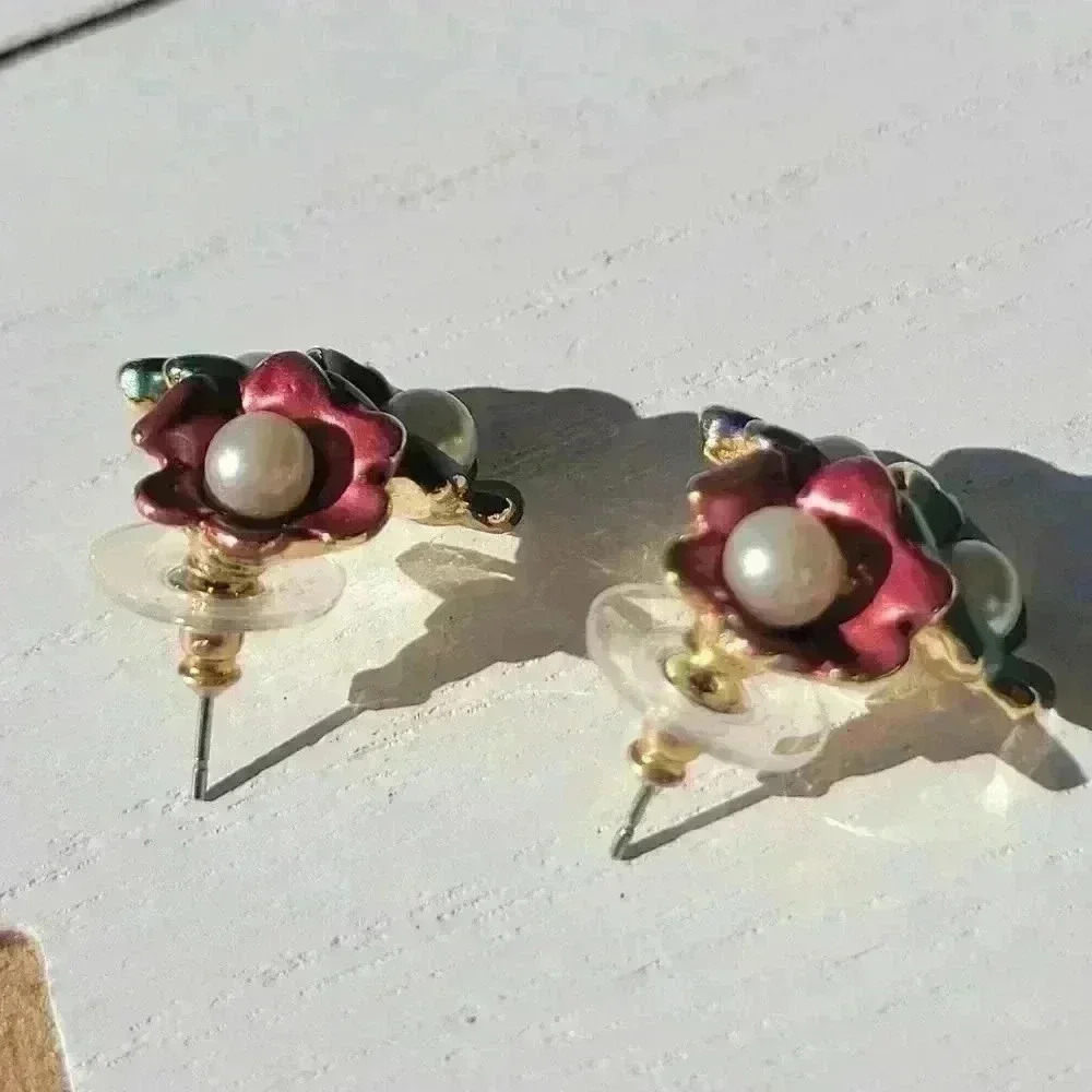 Vintage Enamel Flowers Gold Tone Pearl Three Flowers Earrings Pink Green Violet - Picture 5 of 7